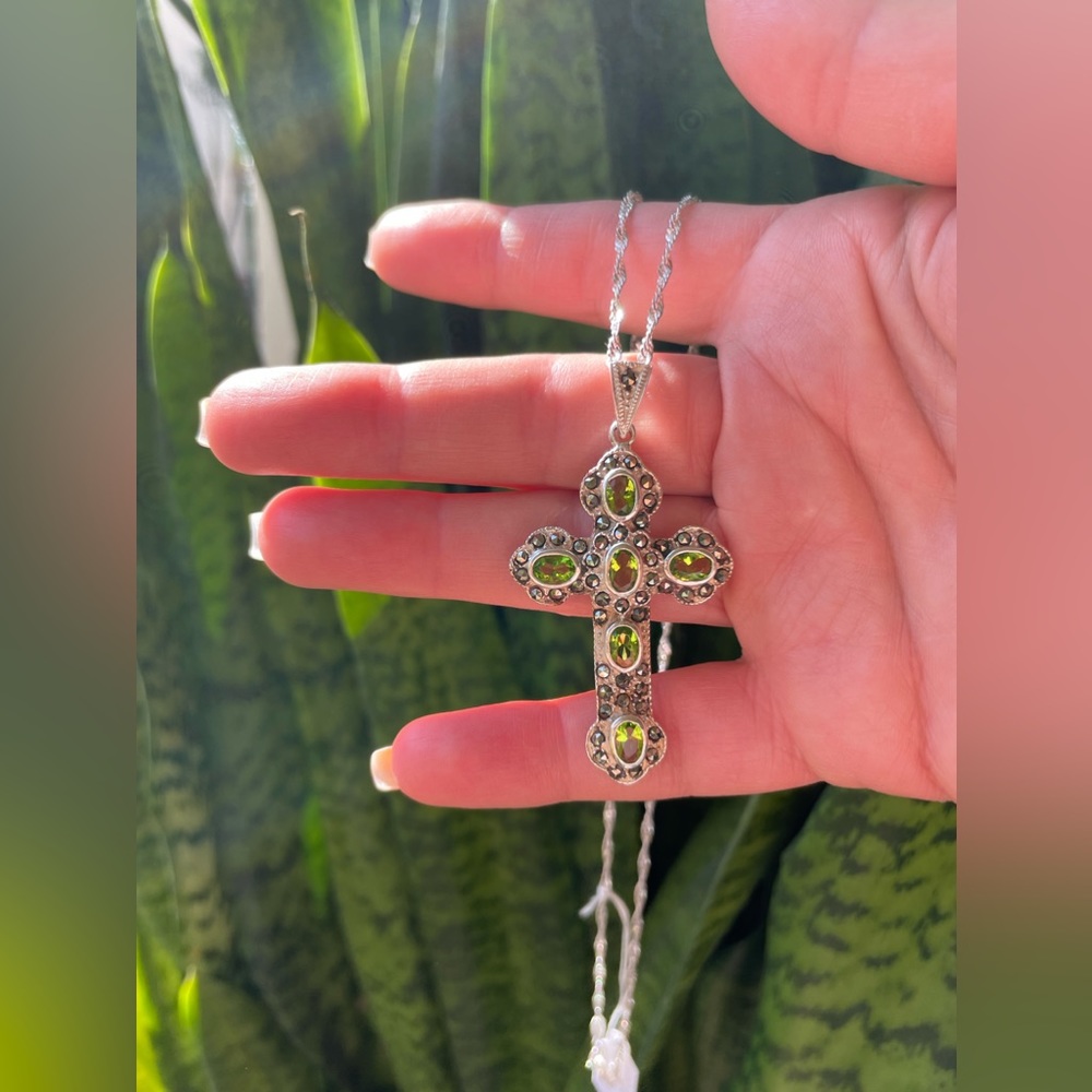 Peridot Sterling Silver Cross Chain
